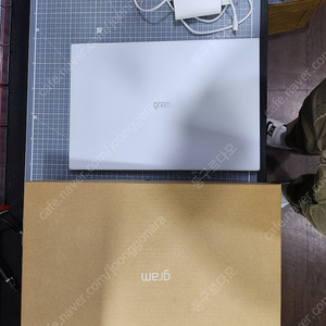 2022 그램16인치 노트북16z90q-ea5wk 풀박스 팝니다.