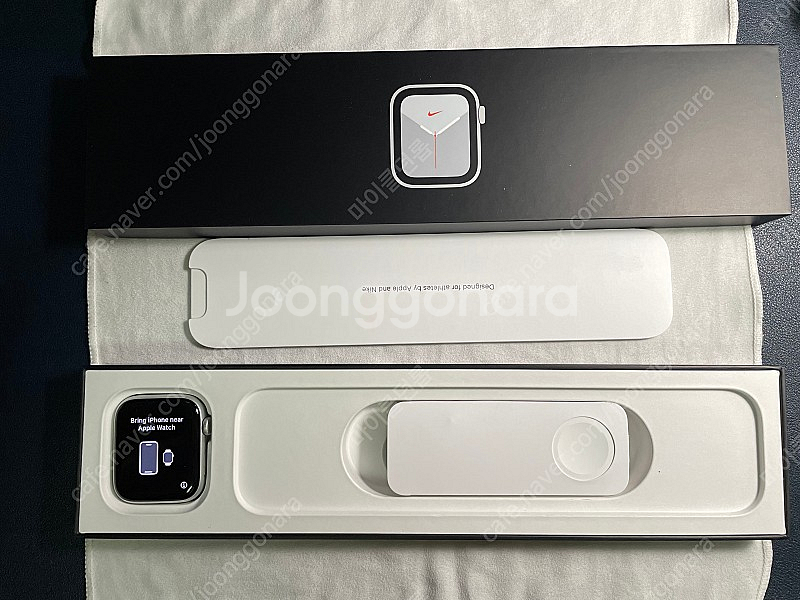상태 좋은 애플워치 SE 44mm 나이키 버전 wifi...--1