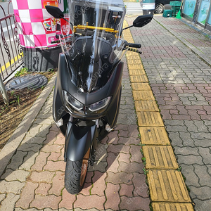 NMAX125