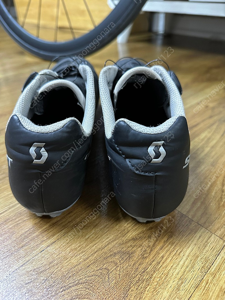 스캇 클릿슈즈 42사이즈--3