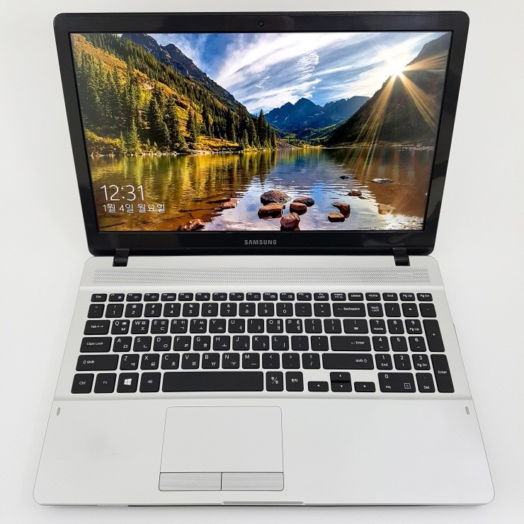 [판매] 삼성노트북 i5 지포스 FHD 램8G SSD256G 윈10