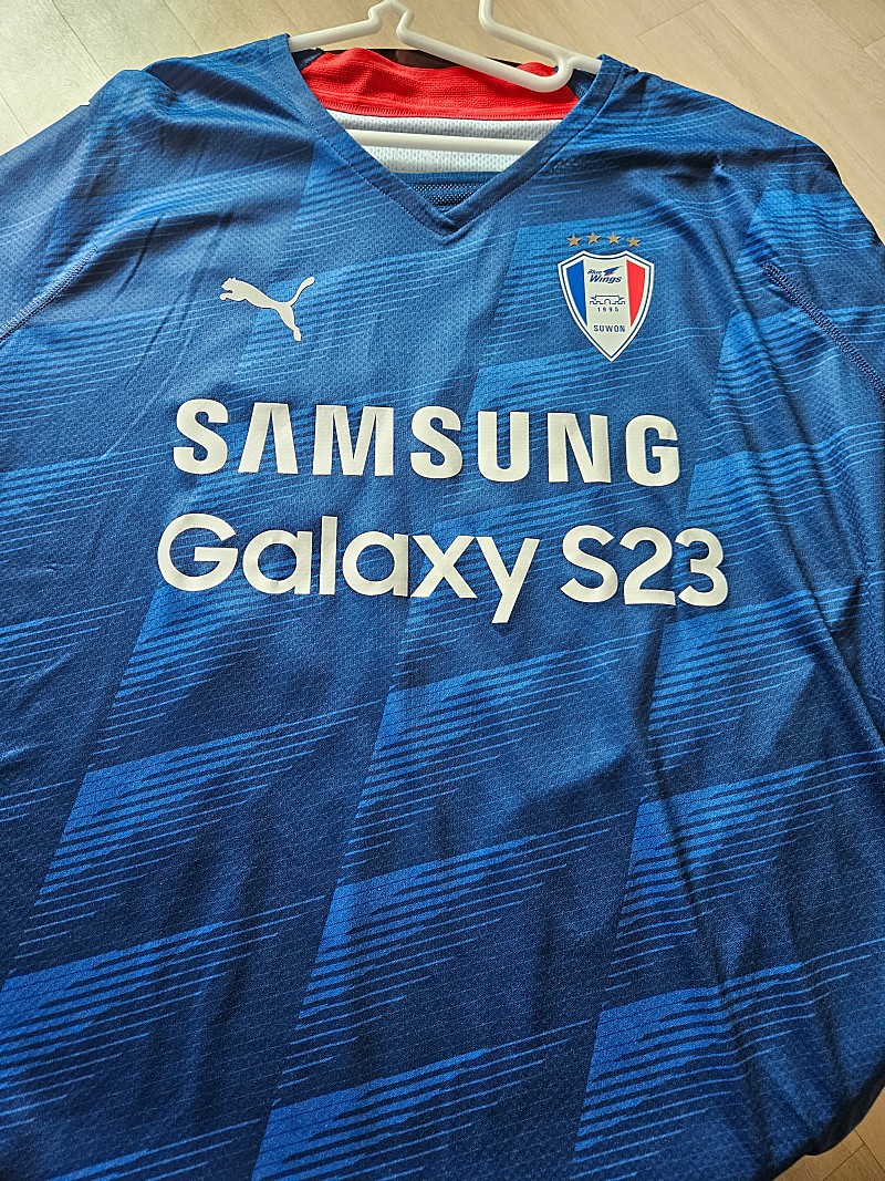 23시즌 풀패치 수원삼성 유니폼 2XL 팝니다 ( 사이즈 이슈로 사자마자 팝니다 )