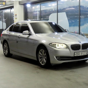 [BMW] 5시리즈 (F10) 528i | 220,833km | 은색 | 2011년식 | 수원 | 가격할인중 | 599만원