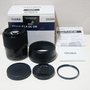 [소니용] 삼식이 시그마 30mm f1.4 단렌즈 박스풀팝니다.(32만원)
