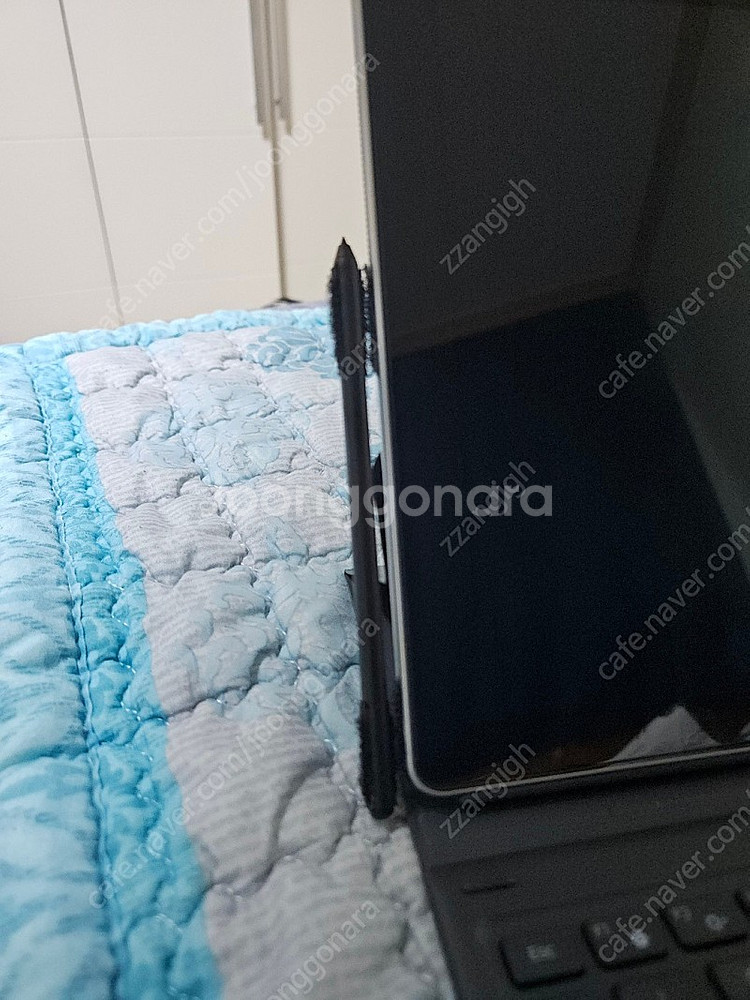 갤럭시북12 sm-w728 삼성화재용 팝니다.--2