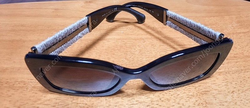 특이한 디자인의 안경 Chanel Sun Glasses 색안경 정품