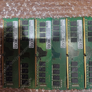 삼성전자 DDR4 16GB 3200 6장, 2400t 2장, 2666 1장 ,8gb 2666 2장