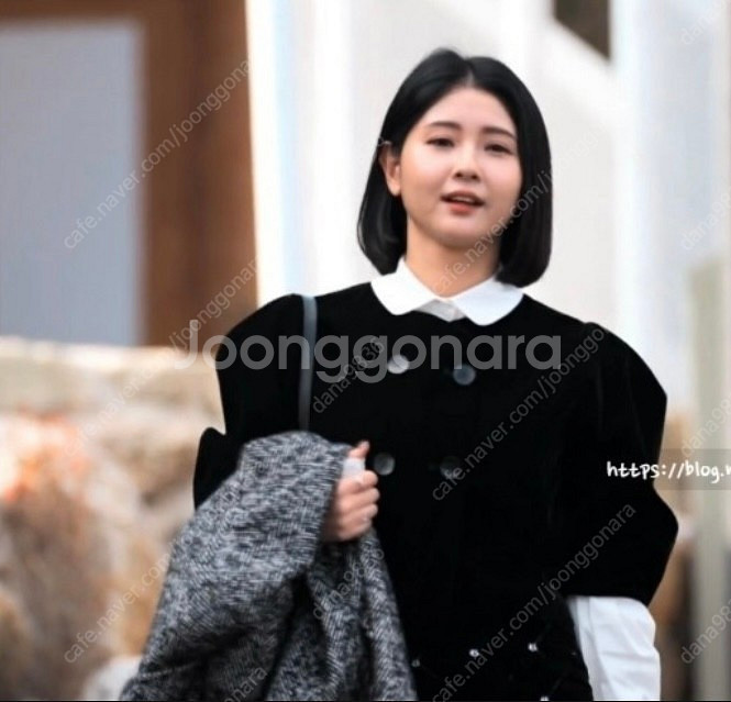 (나는솔로 영숙 착용)문리 투웨이 크롭 자켓 블랙 S--3