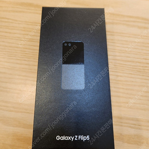 갤럭시z플립5그라파이트256gb 자급제미개봉판매합니다