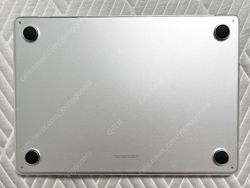 맥북에어 M2 13인치 8G 256GB--2