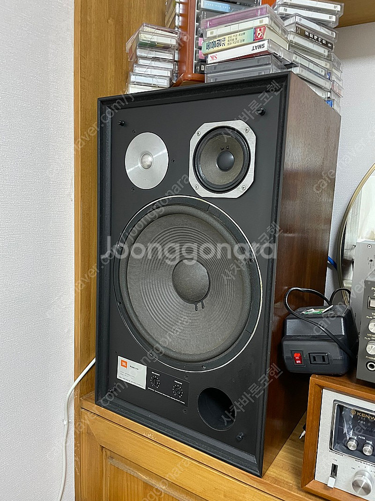 JBL L166--1