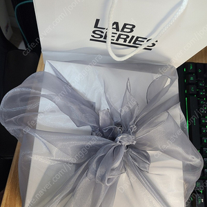 랩시리즈 데일리 레스큐 워터로션 200ML + 파워 프로텍터 선스크린 100ML + 에너자이징 페이스 로션 50ML 팝니다.