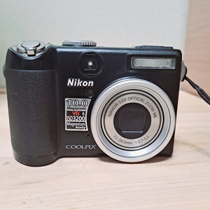니콘 쿨픽스 P5000 디지털카메라
