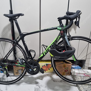 2018 자이언트 TCR 어드밴스2, 용품일괄