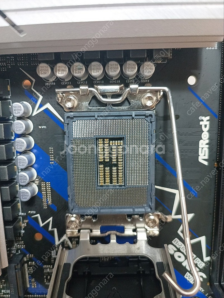 AsRock B760M PG Sonic WiFi D5 ...--3