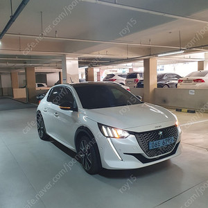푸조 e208 전기차