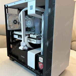 [삼성 43인치 스마트 모니터 포함] 데스크탑 본체 풀세트(갤럭시 RTX-3060 포함) 판매 합니다.