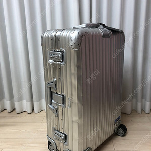 리모와 토파즈 63팝니다.