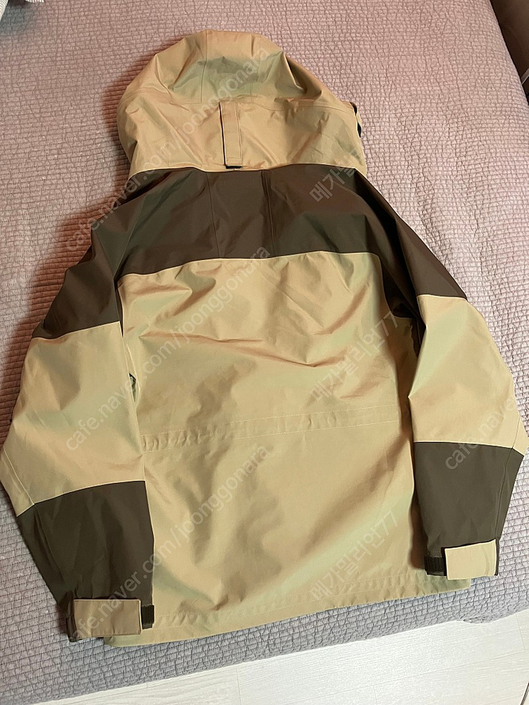 나이키 acg 고어텍스 바람막이 판매 합니다.--1