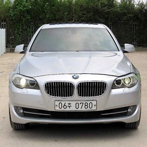 [BMW] 5시리즈 (F10) 523i | 210,782km | 은색 | 2010년식 | 수원 | 가격할인중 | 650만원