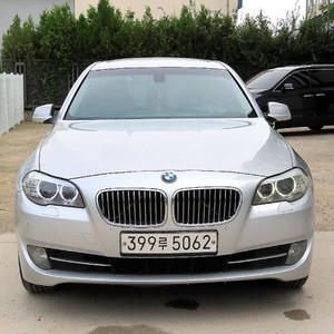[BMW] 5시리즈 (F10) 528i | 193,507km | 은색 | 2011년식 | 수원 | 가격할인중 | 680만원