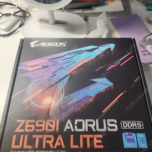기가바이트 Z690i 어로스 울트라 라이트