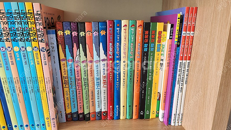 엽기과학자프레니 1~7권, 빨간내복의초능력자 1~5권, 똥볶이할멈1~3권--0