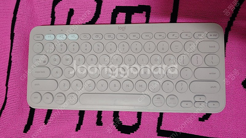로지텍 블루투스 키보드 핑크+키보드스킨--0