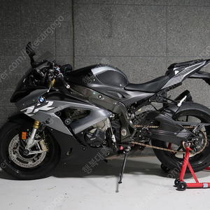 18년식 BMW S1000RR 풀배기 ABS PRO 모델 판매. (급매)