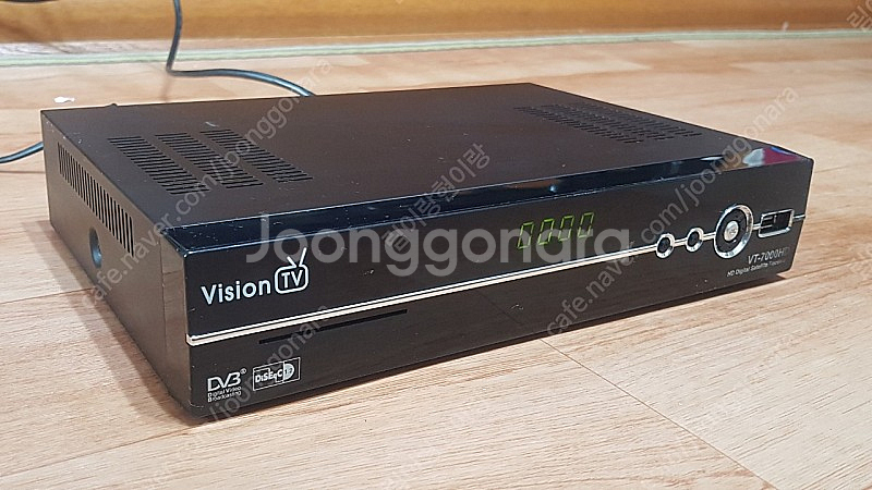 위성수신기. VT-7000HD--0