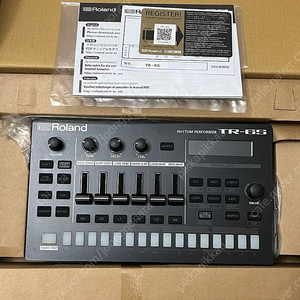 롤랜드 ROLAND TR-6S 리듬퍼포머 판매합니다 roland tr6s