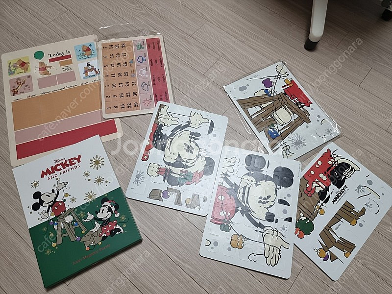 디즈니 미키앤프렌즈 홀리데이 타일퍼즐 140pcs (꼬...--0