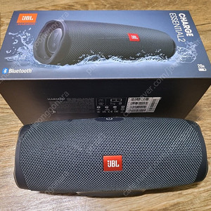 JBL 차지 에센셜 2 블루투스 스피커 팝니다 (40W)