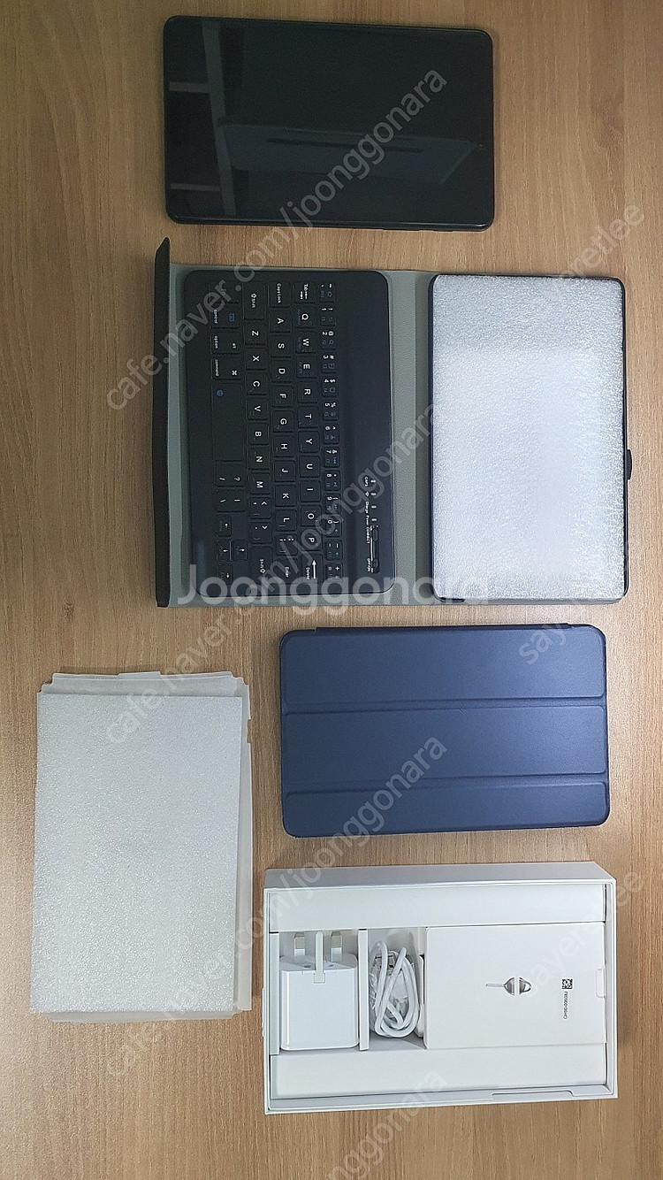 Galaxy Tab A with S Pen LTE(SM...--0
