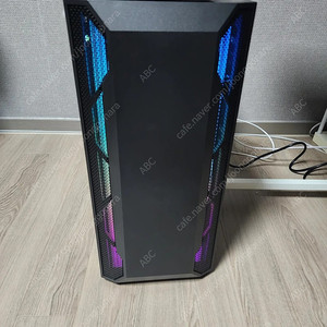 게이밍 데스크탑 PC 팝니다. 5600X, RX6700XT