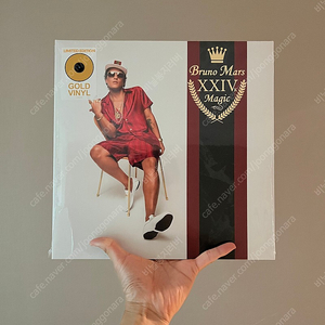 브루노마스(Bruno Mars) - 24K magic 골드 컬러 한정반 미개봉 LP 판매합니다