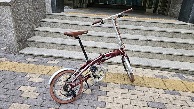 베네통(알톤) 16인치 미니벨로 자전거 이미지