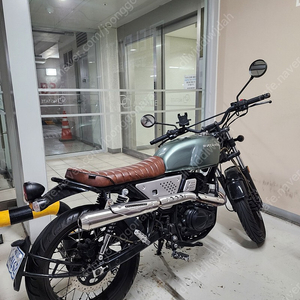 2021년식 부캐너 125cc 올리브 그린 판매합니다