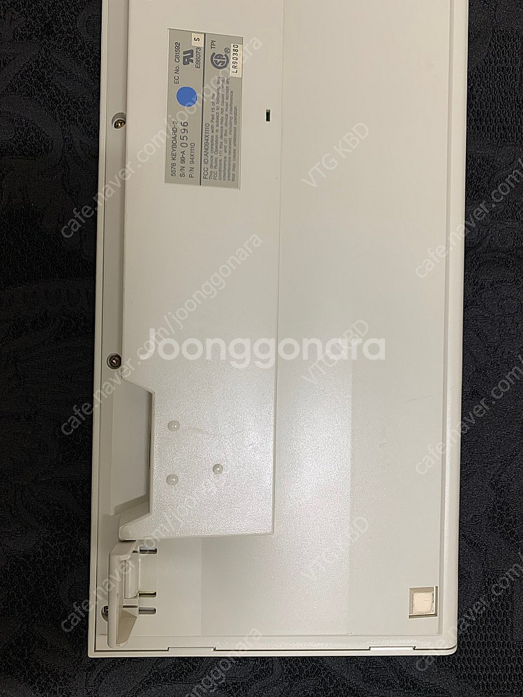IBM 5576 KEYBOARD-2--5