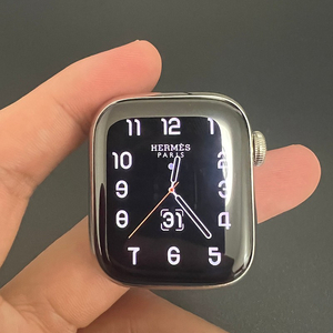 애플워치7 에르메스 실버 41mm 판매합니다.