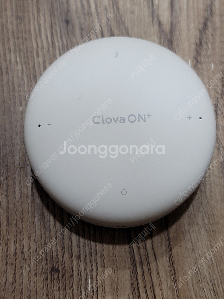 네이버 AI스피커 클로바온 팝니다. C타입 아답터 포함...--2