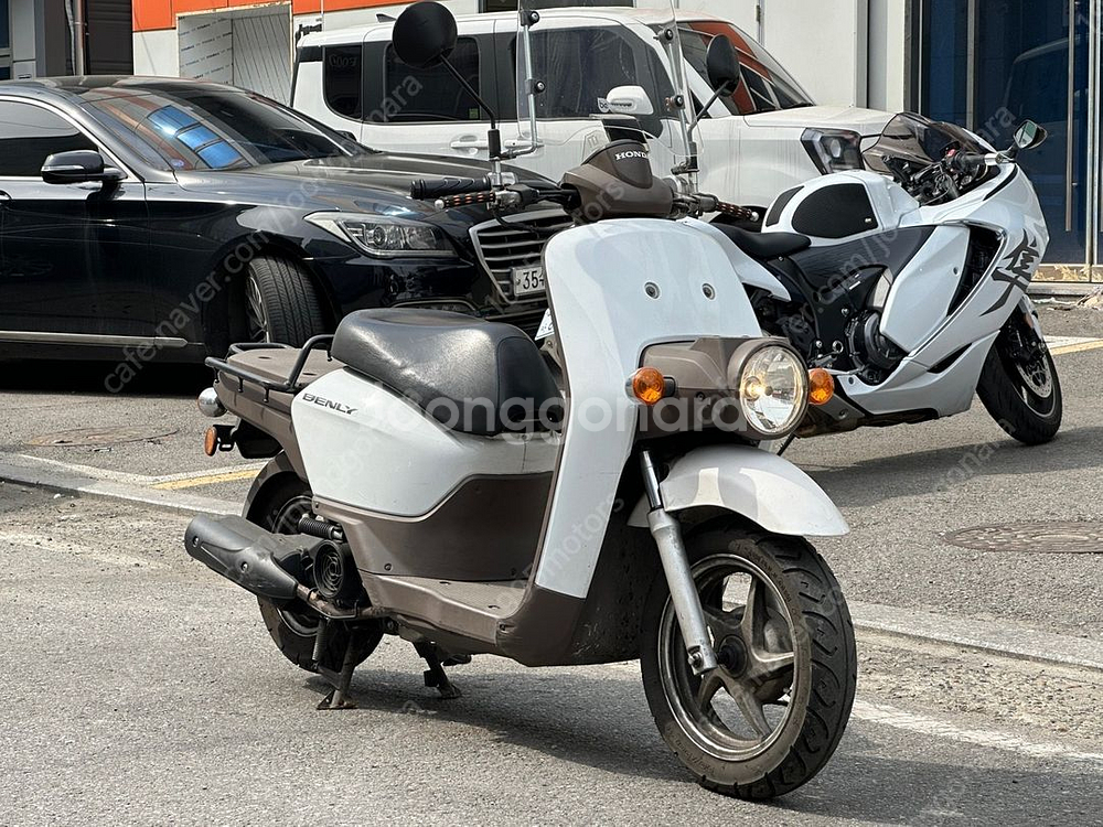[판매] 혼다 벤리110 2017년형 짧은키로수 화이트컬러 판매합니다.--5