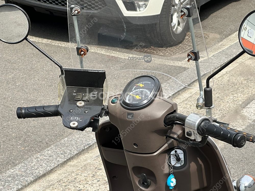 [판매] 혼다 벤리110 2017년형 짧은키로수 화이트컬러 판매합니다.--8