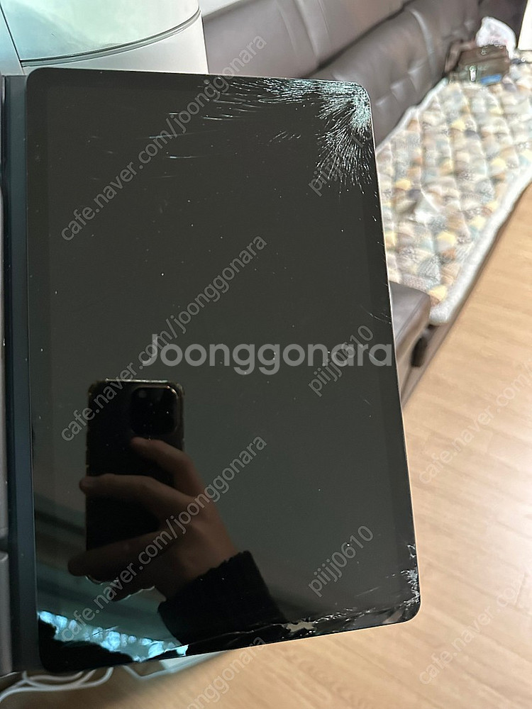 갤럭시탭 S6 lite LTE 64G 액정깨짐--1