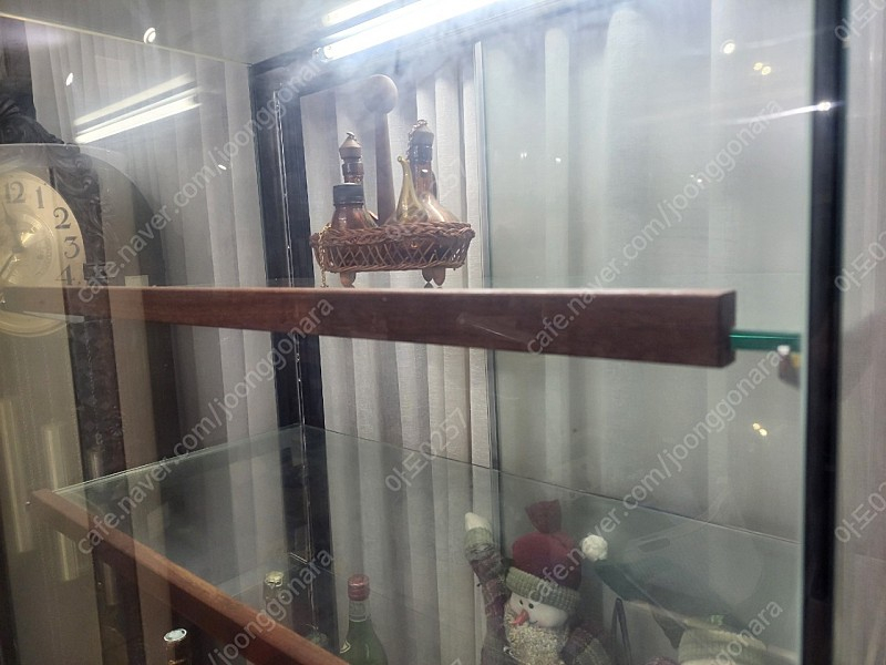 주문제작 도자기 장식장 그릇장 이미지