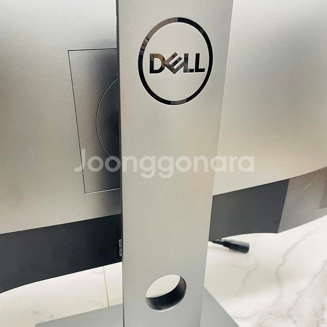 DELL UltraSharp 25인치 모니터U2520--3