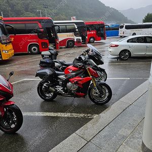 bmw s1000r 판매합니다