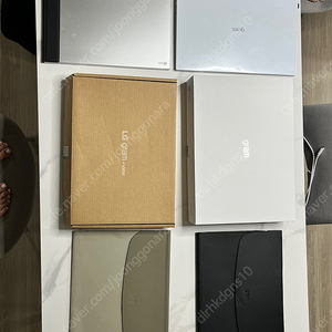 노트북 [단순개봉 새상품 박스풀구성] LG 그램 2023 17형 i5 프리도스 LG 그램 2023 13세대 + 그램뷰 23년형 + 클러치 정품 2개다 판매합니다