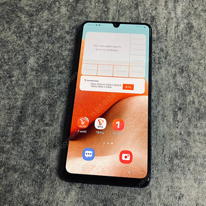 갤럭시 A32 퍼플 64기가 8만원 판매합니다!