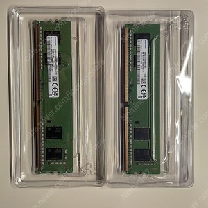 삼성 DDR4 3200 8기가 램 2개